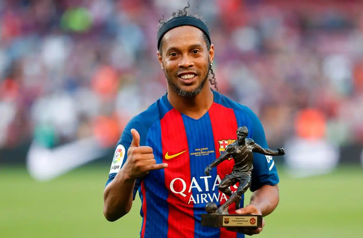 巨大的财政 巨大的财政